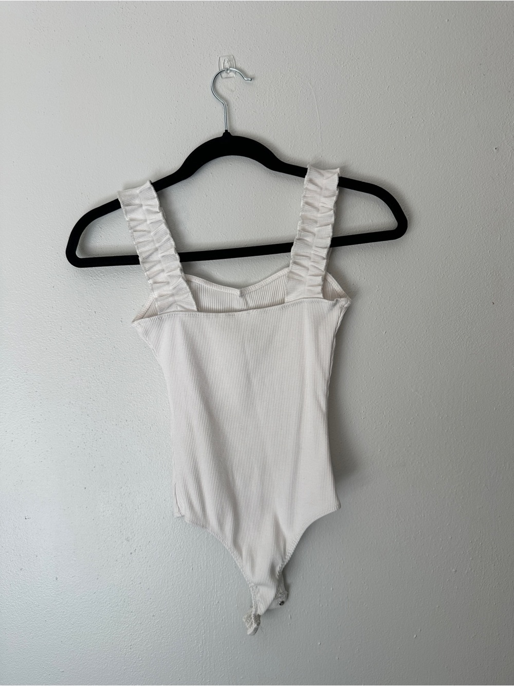 Francesca's Collections Ivory Ribbed Ruffle-strap Bodysuit - Picture 4 of 4